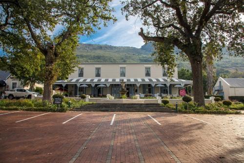 Pontac Manor Hotel & Restaurant
