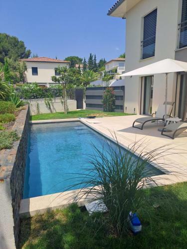 Apartamento [maison Chaleureuse] * Centre Aix-en-provence * Parking
