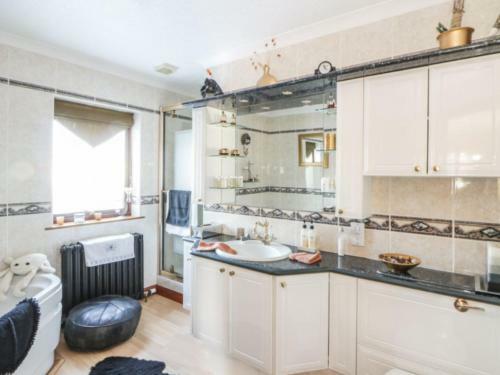 Spacious 7 Bedroom Bungalow Alford Aberdeenshire
