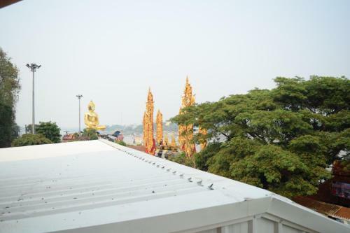 Hostal Buakum Resort (river)