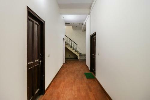 Oyo 28749 Hotel Atharv