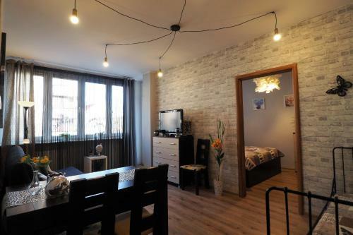 Kghn Apartments Tkacka II