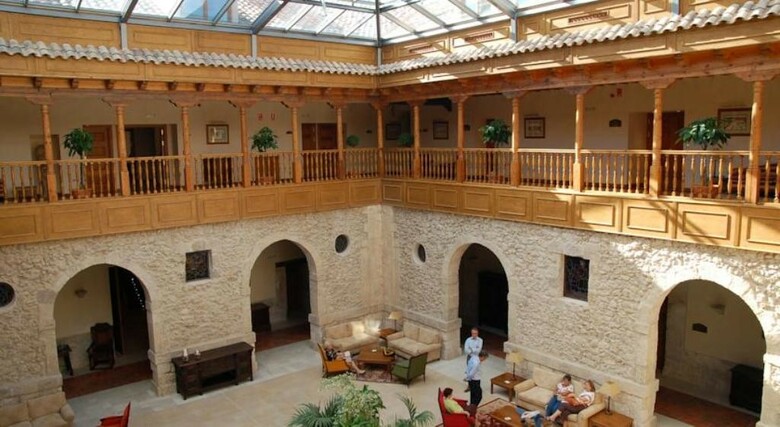 Azz Pe�afiel Las Claras Hotel & Spa