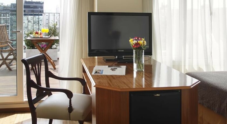 Embajador Hotel