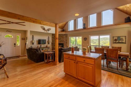 4 Bears Lodge - Pet Friendly Mountain Home In Banner Elk