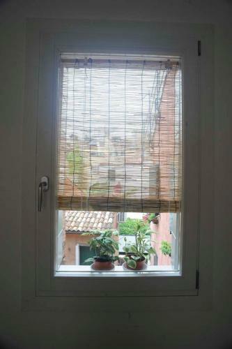 Rialto Apartment Canal View