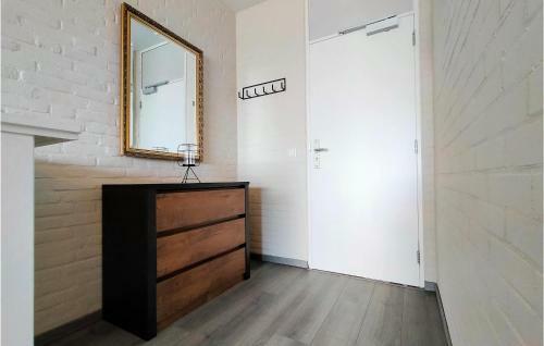 Stunning Home In Bruinisse With Wifi And 2 Bedrooms