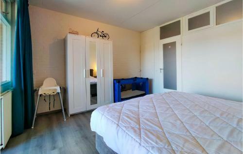 Stunning Home In Bruinisse With Wifi And 2 Bedrooms