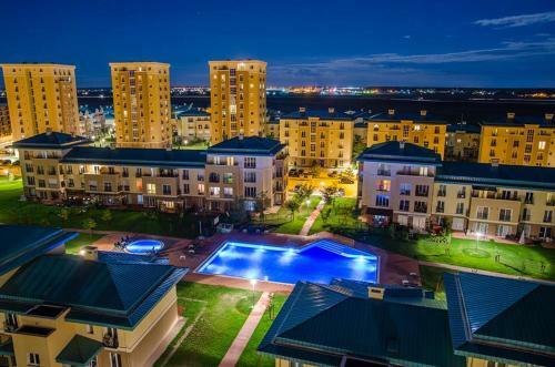Luxury Apartment With Pool In North Bucharest