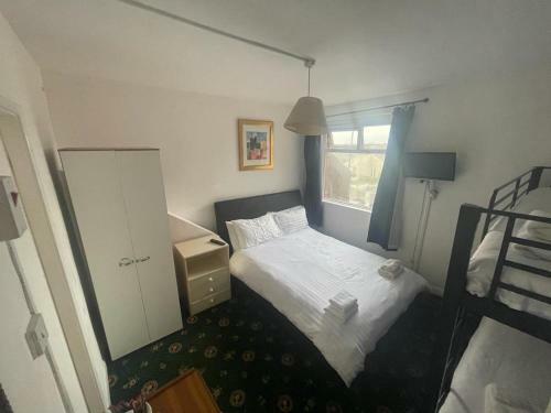 Hostal Northern Pearl Hotel