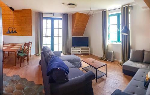 Stunning Apartment In Gizycko With 2 Bedrooms