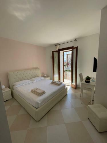 B&B La Casa Al Mare By The Square Ospitalit� Diffusa