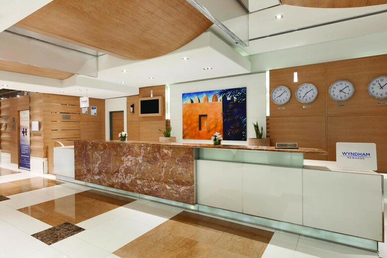 Apartamento Ramada Plaza Jumeirah Beach Residence Hotel