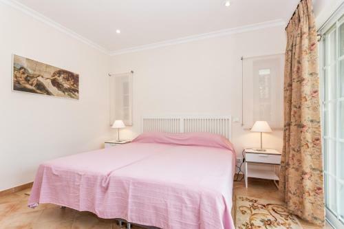 T2 Tennis Apartment