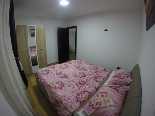 Apartamento 2br Airport Accommodation Near E75 With Free Private Parking