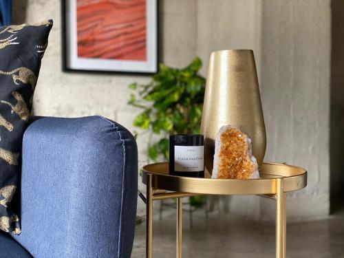 Apartamento The Midnight Loft By Bobou Design (King Suite)