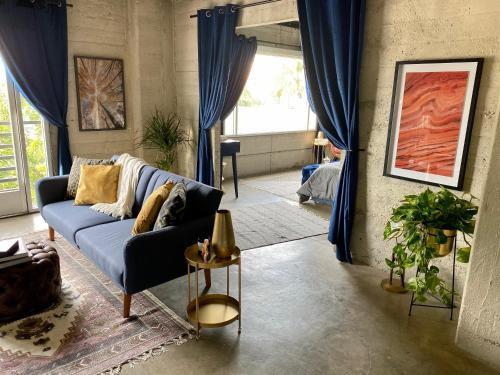Apartamento The Midnight Loft By Bobou Design (King Suite)