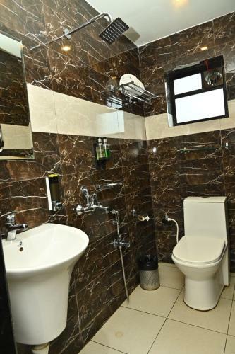Blue Arrow Hotel Karwar