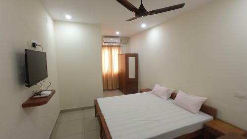 Hotel Arackal Inn