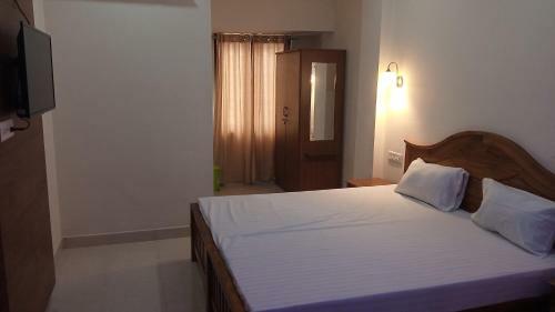 Hotel Arackal Inn