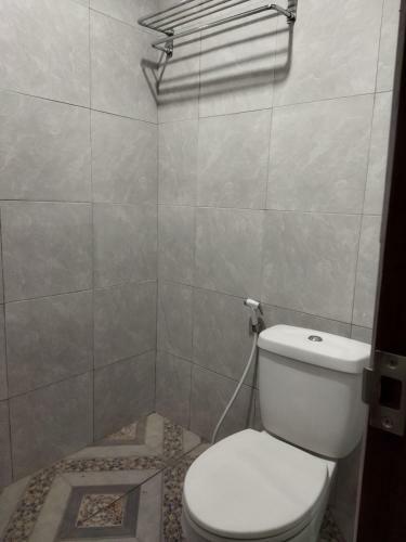 Hotel Oyo 90858 Mai Mena Canggu