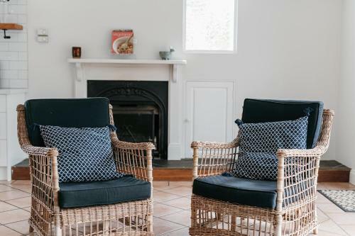 Benview Cottage, 3 Large Living Areas, Sleeps 8, Cbd
