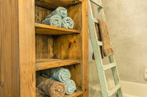 Apartamento 'feel@home' Xlendi Retro Designer Apt 30sec From Beach