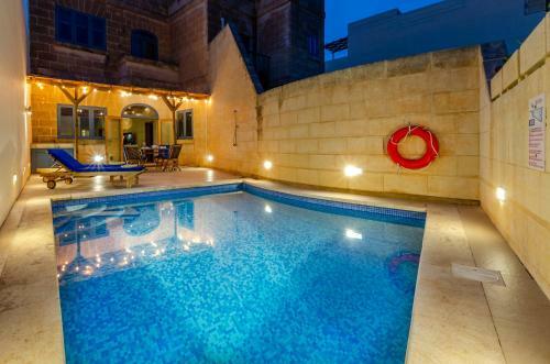 Gozo Apartment W/private Pool, Cosy Terrace, Bbq & AC