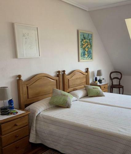 Chalet En Urbanizaci�n Con Piscina