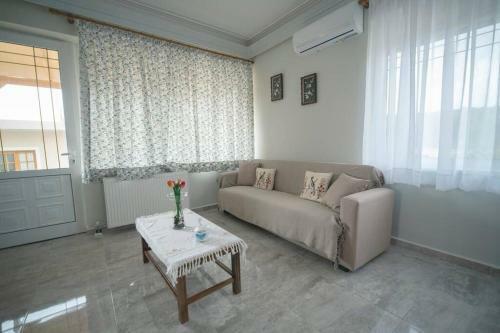 Apartamento Vasilis And Ioanna Traditional House