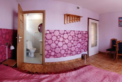 Hostal Tanie Noclegi Krysia Falsztyn
