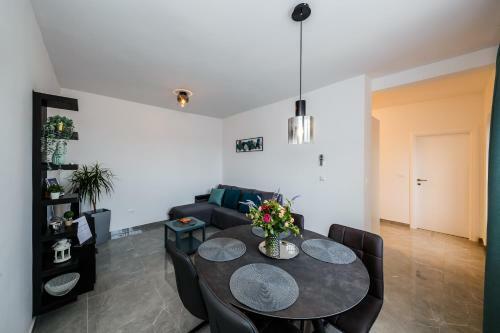 Apartmani Ujakovic