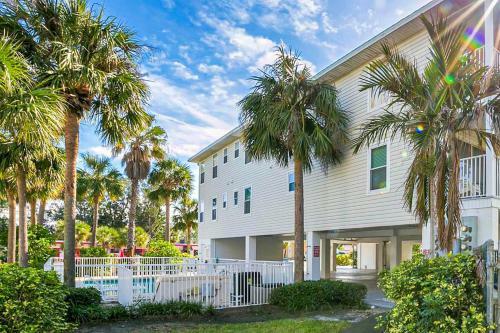 Beachside Villas 102a