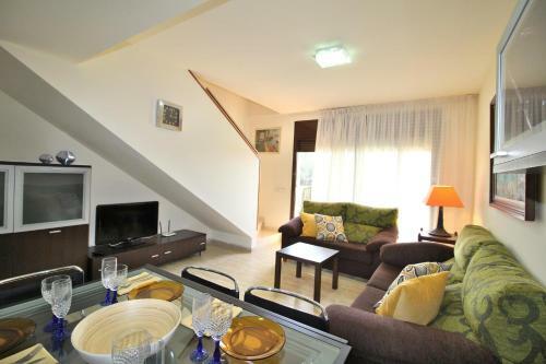 Apartamento Al24 D�plex 300 M Playa Fenals, Costa Brava