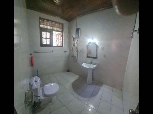 Hostal Room In Bb - Suma Villa, Lovely Double-room