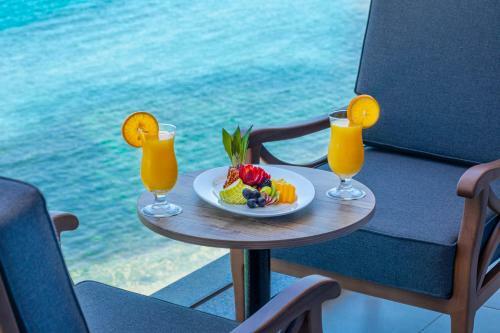 Waves Hotel