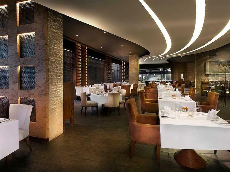 Hotel Sofitel Dubai The Palm Resort & Spa
