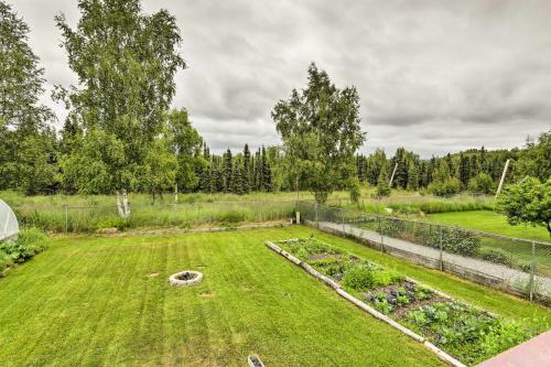 Anchorage Abode With Garden And Chugach Mtn Views