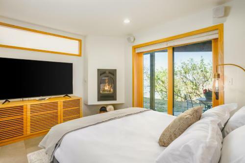 Downtown Contemporary Coastal Condo