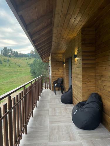 4U Luxury Villa