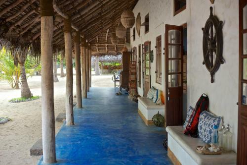 Hotel Dolphin Beach