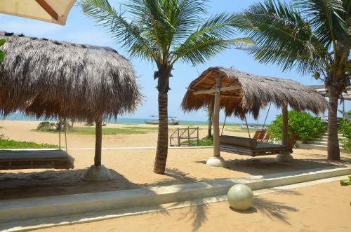 Hotel Dolphin Beach