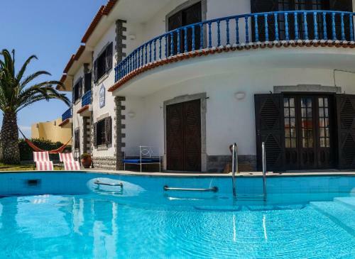 Albergue Santa Beach House