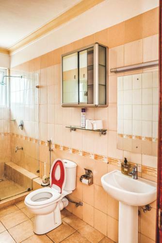 Nyali Front Row Oceanic Apartments