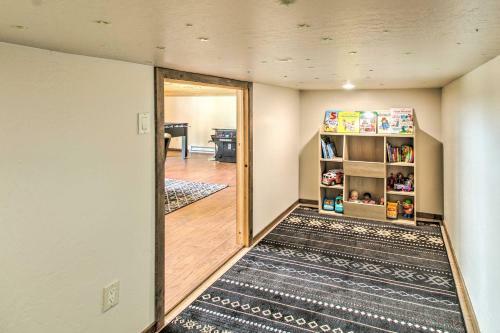 Upscale Pinetop Cabin With Game Room And Fire Pit