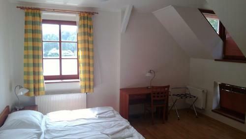 Hostal Pension Mlyn Stare Mitrovice