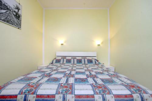 Dino Room Apartments
