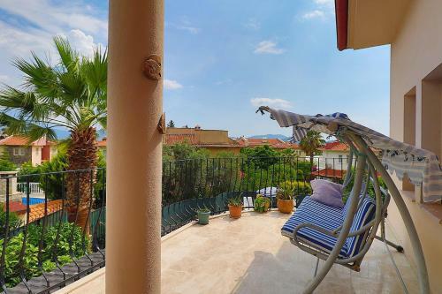 Villa Simba - Near Calis Beach With Garden & Pool