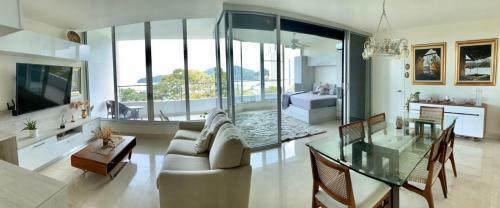 Luxury Apartment With Private Beach And Sea View