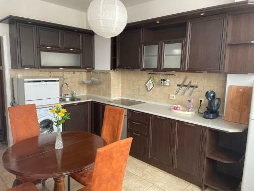 Apartamento Spacious And Stylish Flat In The Center Of Sofia -white Harmony